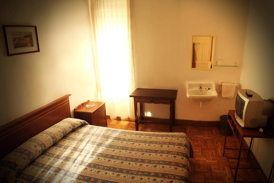 Pension Central Cuenca  Szoba fotó